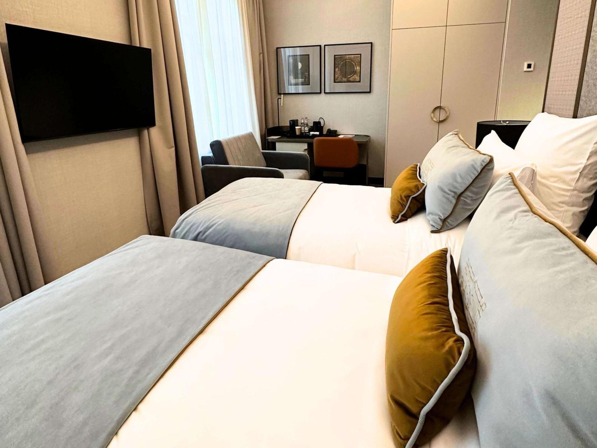The Crown Krakow Center - Handwritten Collection Accor מראה חיצוני תמונה