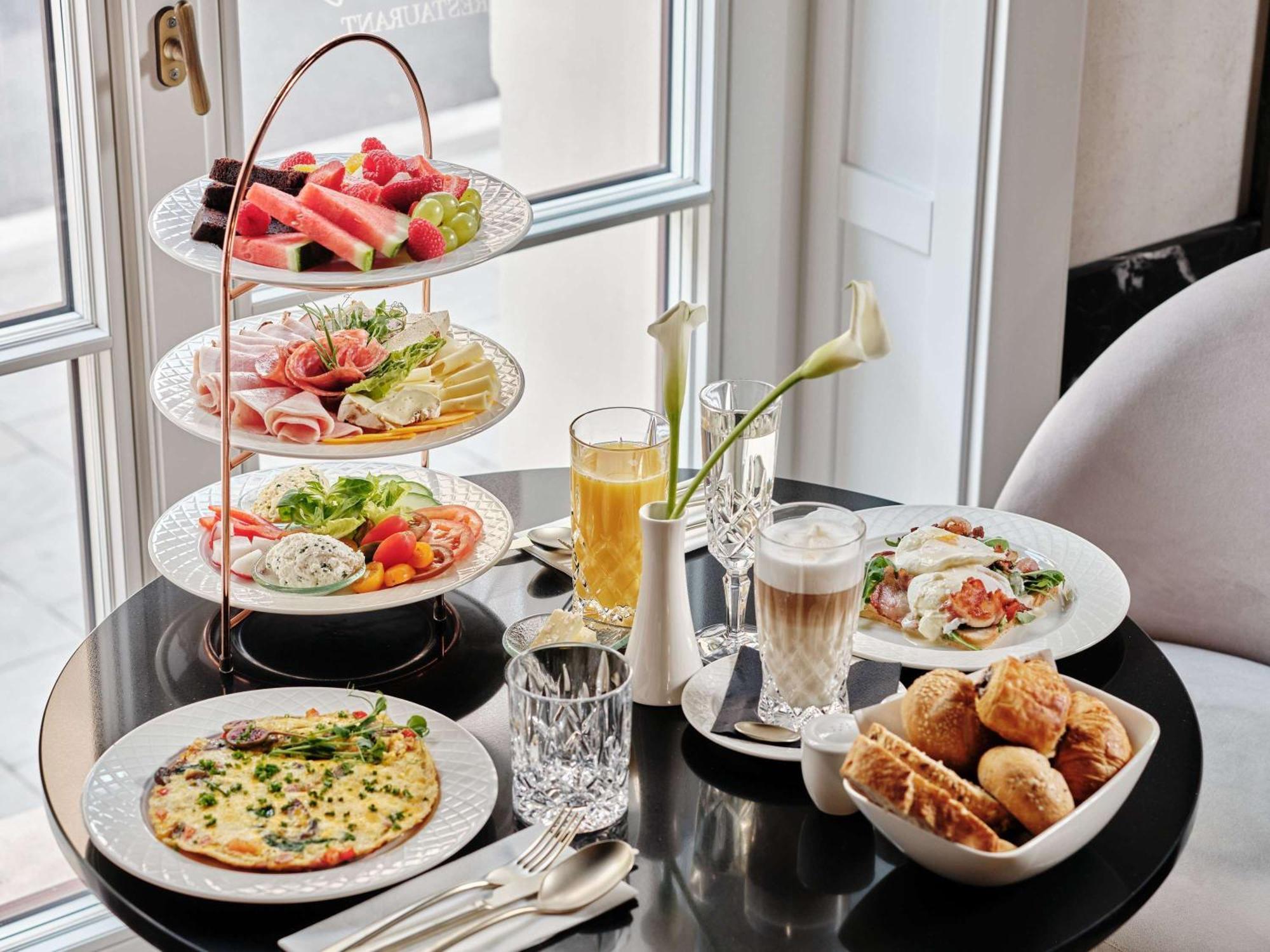 The Crown Krakow Center - Handwritten Collection Accor מראה חיצוני תמונה