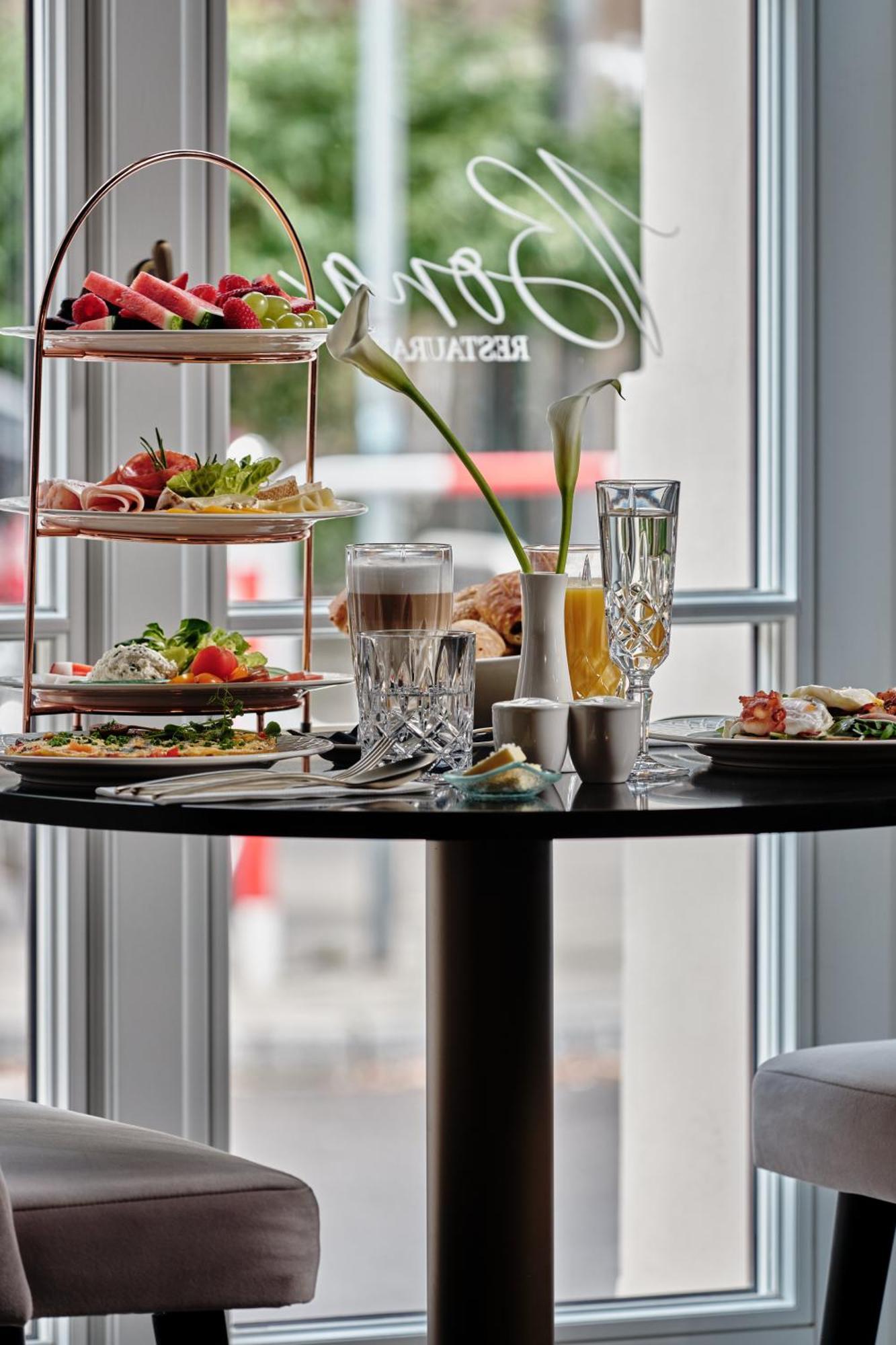 The Crown Krakow Center - Handwritten Collection Accor מראה חיצוני תמונה